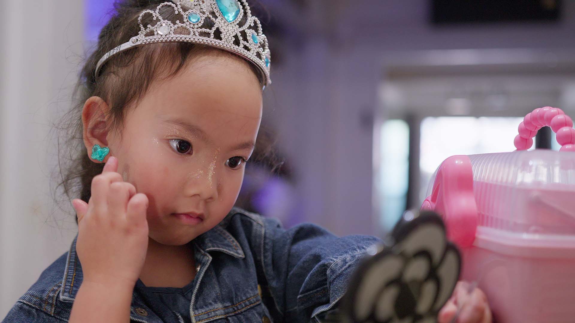 Young girl tiara and earrings